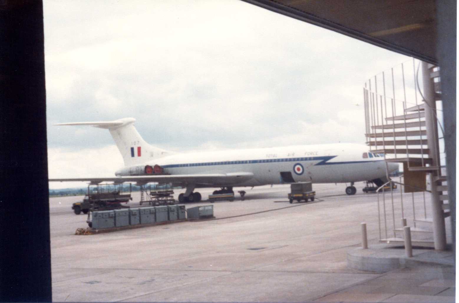 img 1980 Hong Kong RAF VC10 Kai Tak Airport (our transport)498